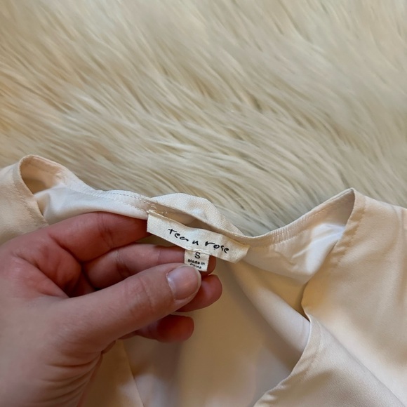 TEA N ROSE Ellie Dress In Cream - Picture 10 of 10